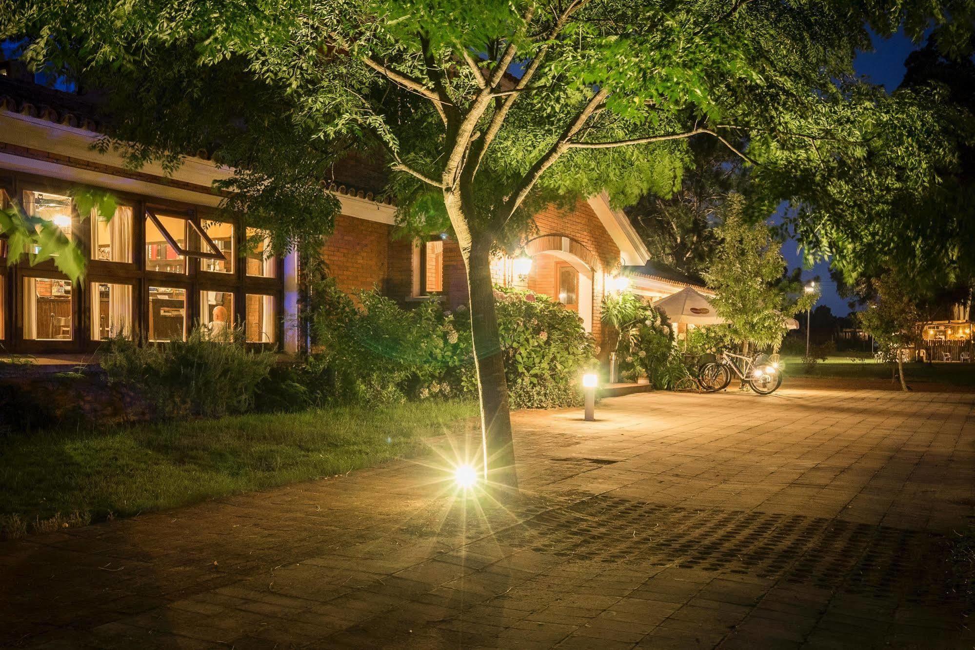 Hosteria Del Pescador Пунта Дел Диабло Екстериор снимка